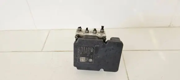 Volkswagen Transporter - Caravelle T5 ABS Pump 7E0907379E 10061933221 10092903063