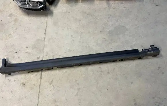 BMW X4 G02 Sill 7400676 51777400676