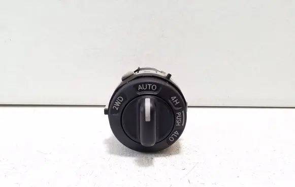 Nissan Pathfinder R51 Differential lock switch 
