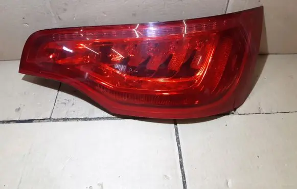 Audi Q7 4L Rear/tail lights
