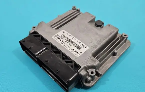 Opel Insignia A Engine control unit/module ECU 55577674 IMPRK1381292
