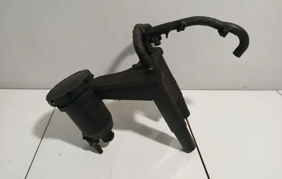 Jaguar XF Breather/breather pipe/hose 4R8Q6A785AE