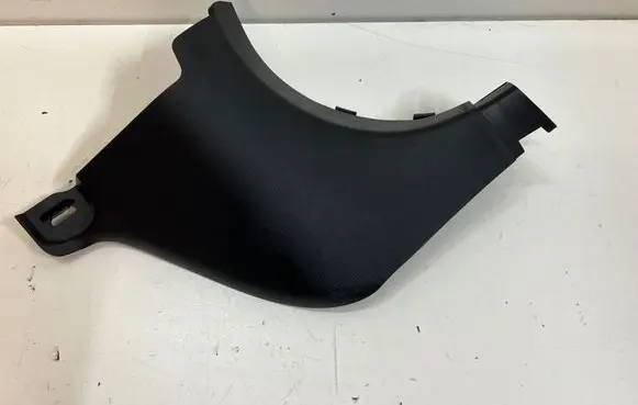 Mazda 3 III Other sill/pillar trim element BJS768370