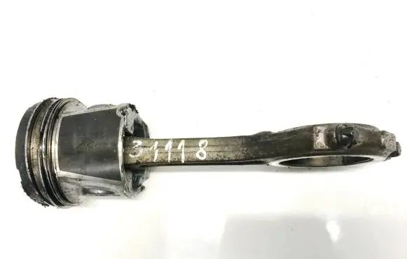 Audi A6 S6 C5 4B Piston with connecting rod
