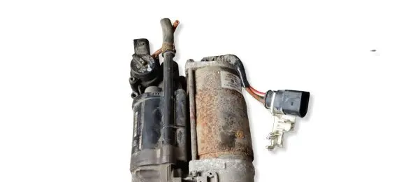 Audi A6 C7 Air suspension compressor/pump 10R036089