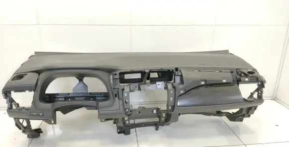 Nissan Leaf II (ZE1) Dashboard 682005SH0B
