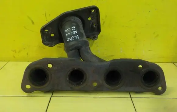 Renault Megane III Exhaust manifold 11SP13