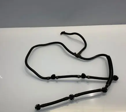 Mercedes-Benz CLS C219 Fuel return line/hose A6420705532 6420705532