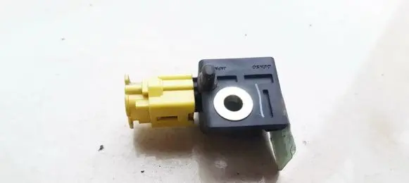 Honda FR-V Airbag deployment crash/impact sensor 77970SFEB110M2 77970-SFE-B110-M2
