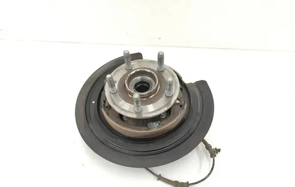 Dodge Durango III Rear wheel hub 04877113AC