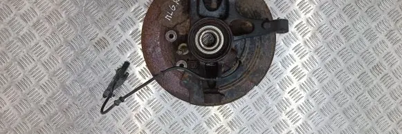 Mercedes-Benz ML W163 Rear wheel hub