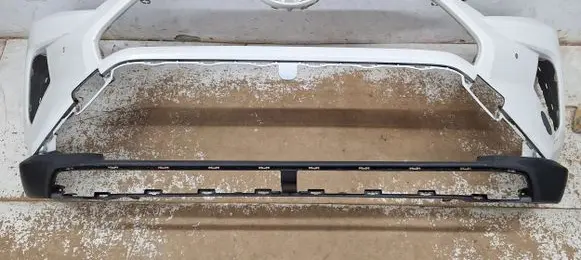Toyota RAV 4 (XA50) Front bumper 5211942B20
