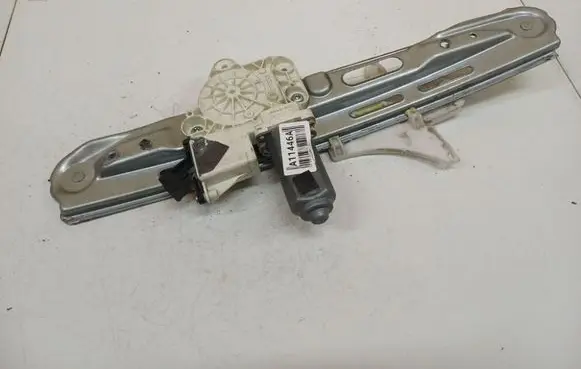 Opel Vectra C Sliding door window regulator with motor GM24451522