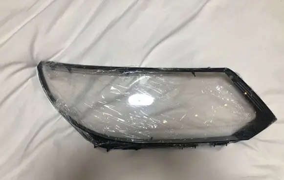 Volkswagen Tiguan Headlight lense 