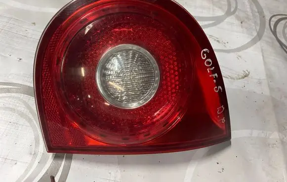 Volkswagen Golf V Tailgate rear/tail lights
