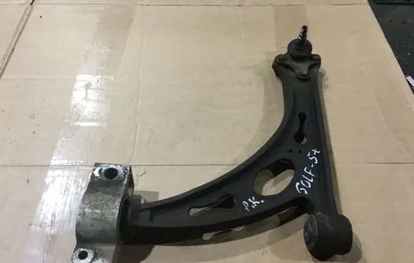 Volkswagen Golf Plus Front lower control arm/wishbone 1K0407153G