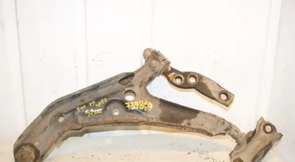 Nissan Primera Front lower control arm/wishbone 545002F500