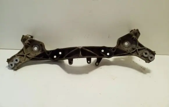 BMW X3 E83 Rear differential/diff mount bracket 3450440