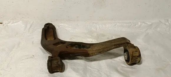 Volkswagen Transporter - Caravelle T5 Front lower control arm/wishbone 7E0407165B