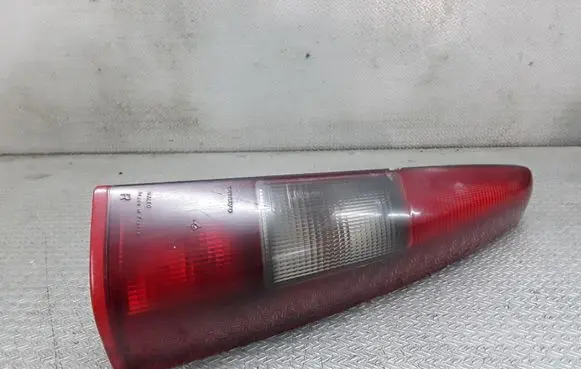 Volvo S70 V70 V70 XC Rear/tail lights 9157800