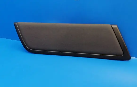 Land Rover Discovery 5 Front door trim bar HY3223963A