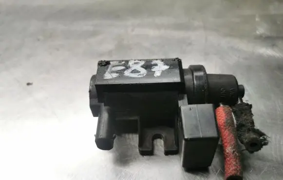 BMW 1 E81 E87 Turbo solenoid valve