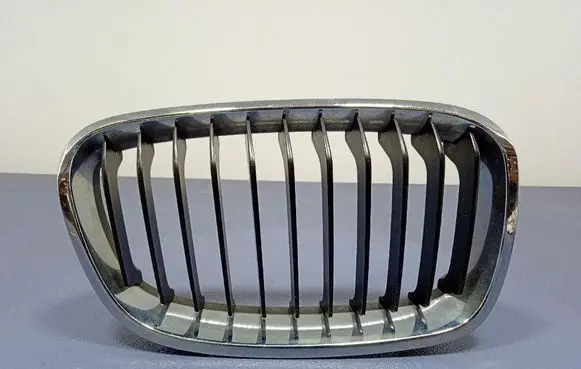 BMW 7 F01 F02 F03 F04 Front grill 7239022