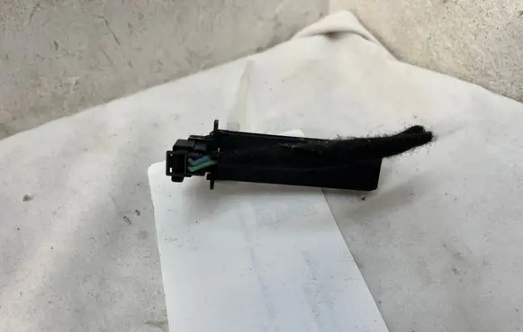 Tesla Model 3 Interior temperature sensor H081501073