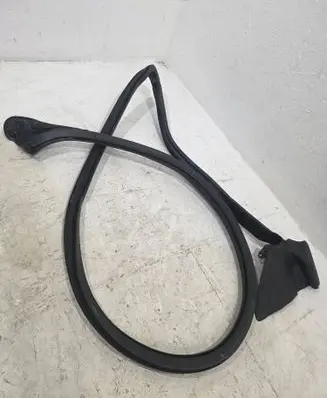 Bentley Continental Rubber seal rear door 3SD867368 N0BY634