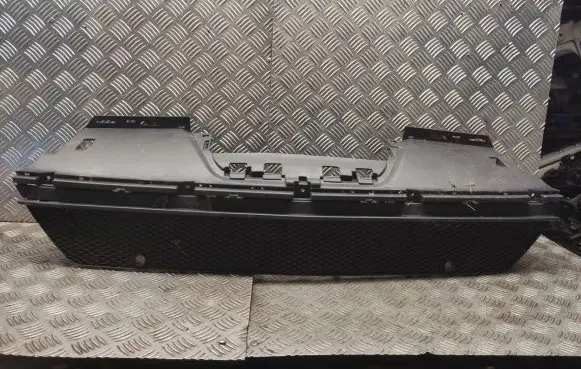 Mercedes-Benz GL X166 Front bumper lower grill