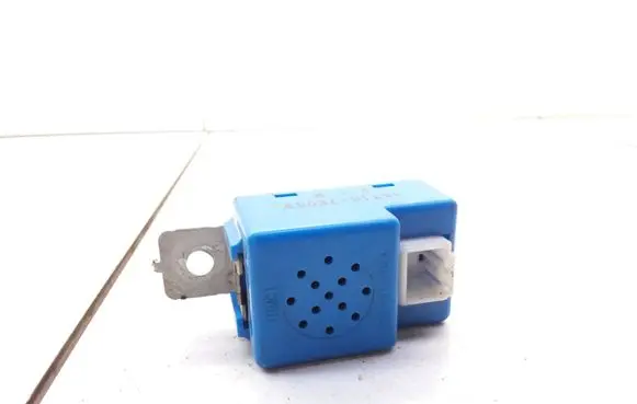 KIA Carnival Alarm system siren 957102E000