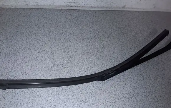 BMW 5 E60 E61 Windshield/front glass wiper blade 61617035099 7035099