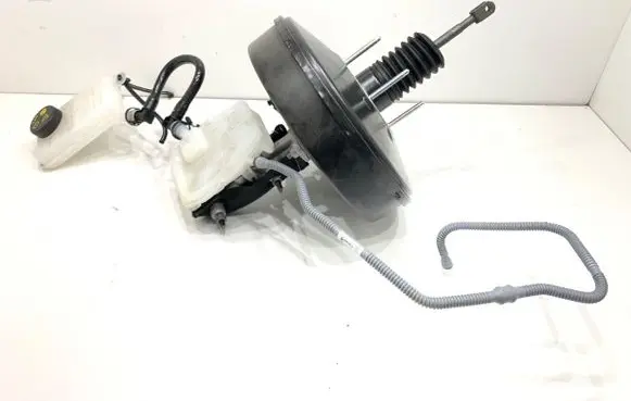 Renault Trafic III (X82) Brake booster 472108651R
