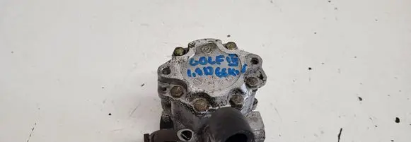 Volkswagen Golf III Power steering pump 91130