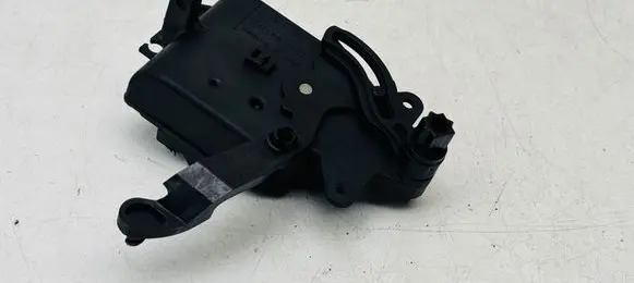 Volkswagen Bora Air flap motor/actuator 1J1907511A 6NN00769200
