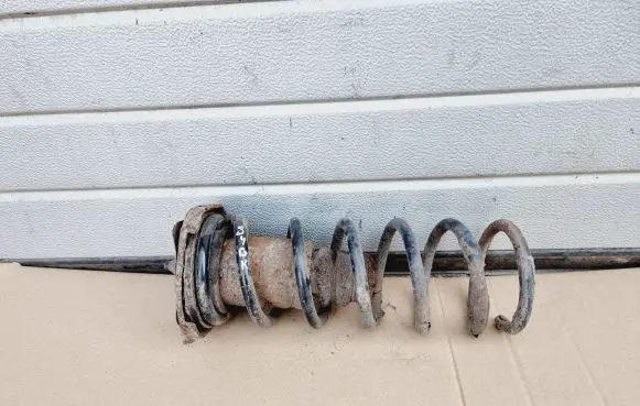 Volvo S60 Rear coil spring 