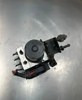 Volkswagen Polo ABS Pump 0265951007 89017L0896