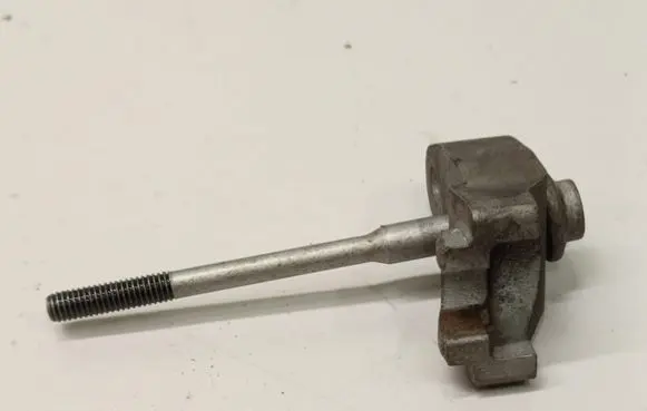 Audi A6 S6 C7 4G Fuel Injector clamp holder 059216J