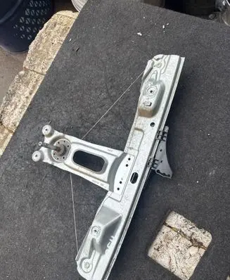 Opel Insignia A Rear door manual window regulator 966310100 966306103