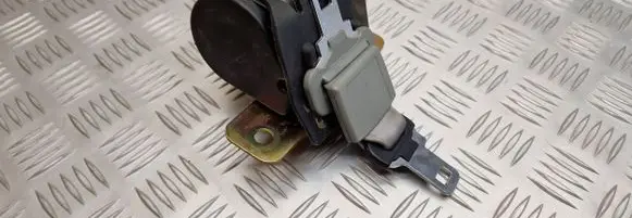 Renault Scenic I Middle seatbelt (rear) 432484