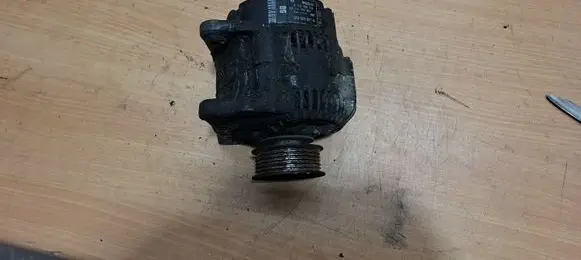 Volkswagen Transporter - Caravelle T4 Generator/alternator 028903027N