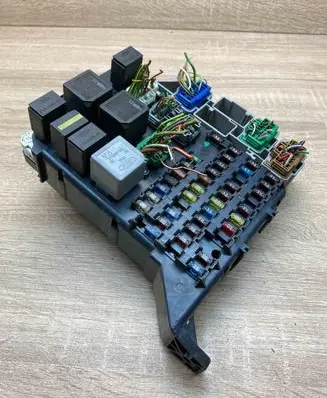 Ford Mondeo Mk III Fuse box set 1S7T14A073AE