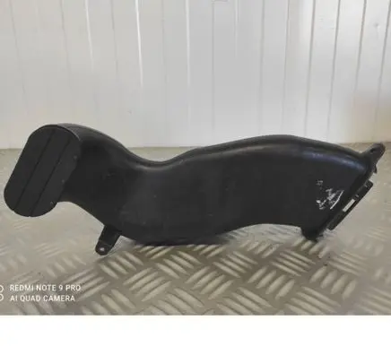 Opel Astra K Air intake duct part 39072453 2658