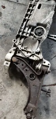 Volkswagen Golf Plus Front subframe 1K0199369F