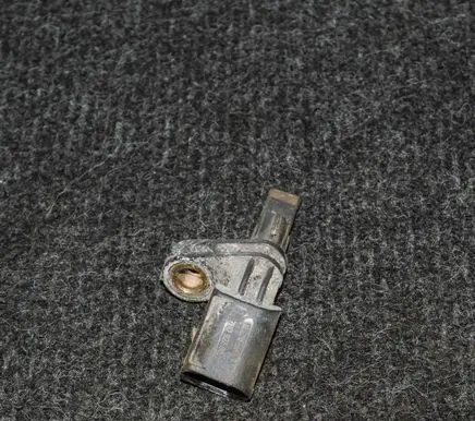 Audi TT TTS Mk2 ABS brake wheel speed sensor 7H0927803