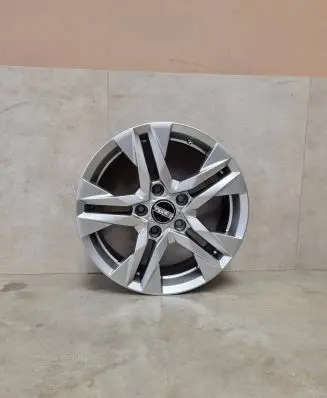 R16 alloy rim