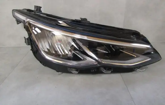 Volkswagen Golf VIII Headlight/headlamp 5H1941006C 9001VB4AA 90150891