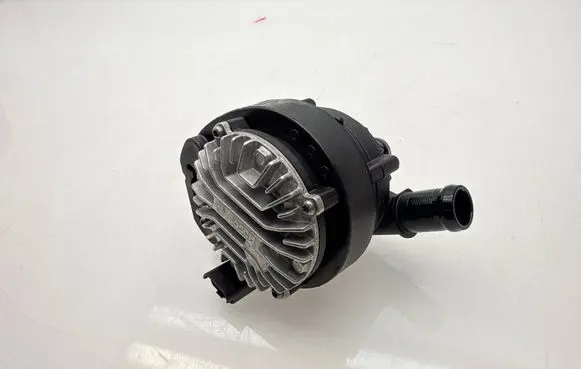 Nissan Juke II F16 Electric auxiliary coolant/water pump 210106PD0B