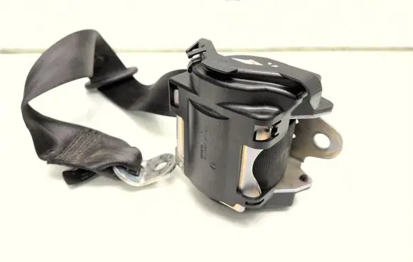Audi A4 S4 B8 8K Middle seatbelt (rear) 8K0857807AH 618259000 8K0857737