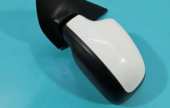 Front door electric wing mirror